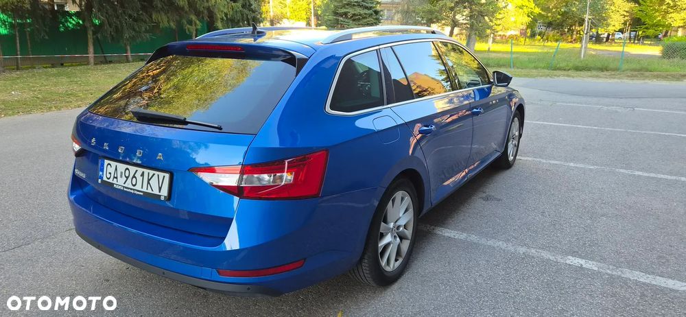 Skoda Superb 1.5 TSI Ambition DSG - 2