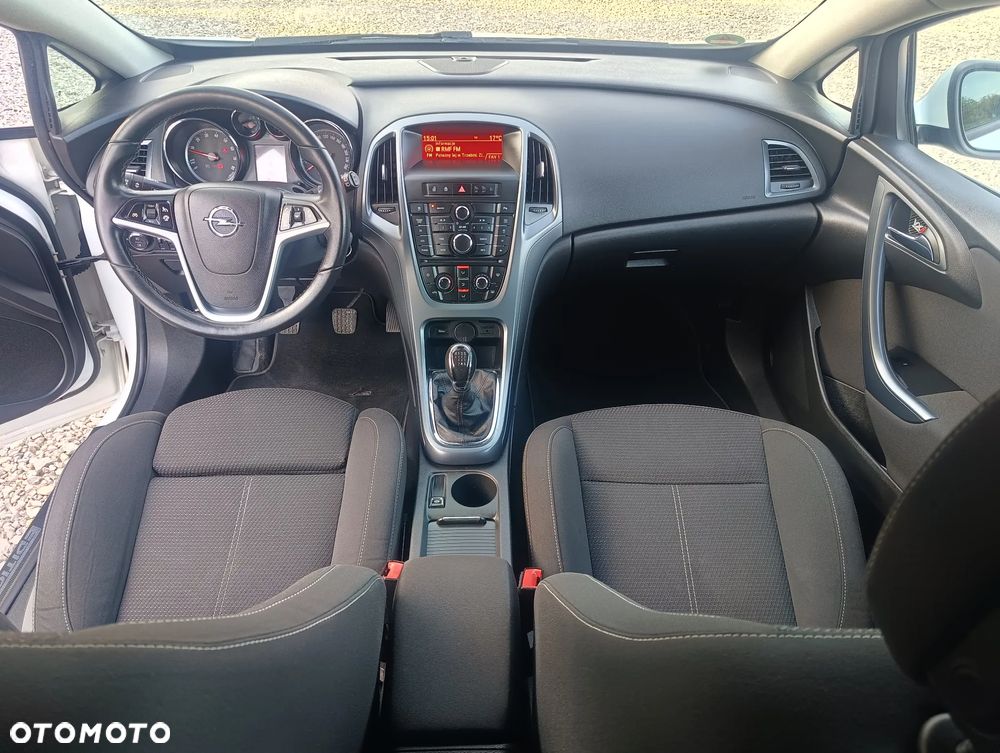 Opel Astra 1.4 Turbo - 15