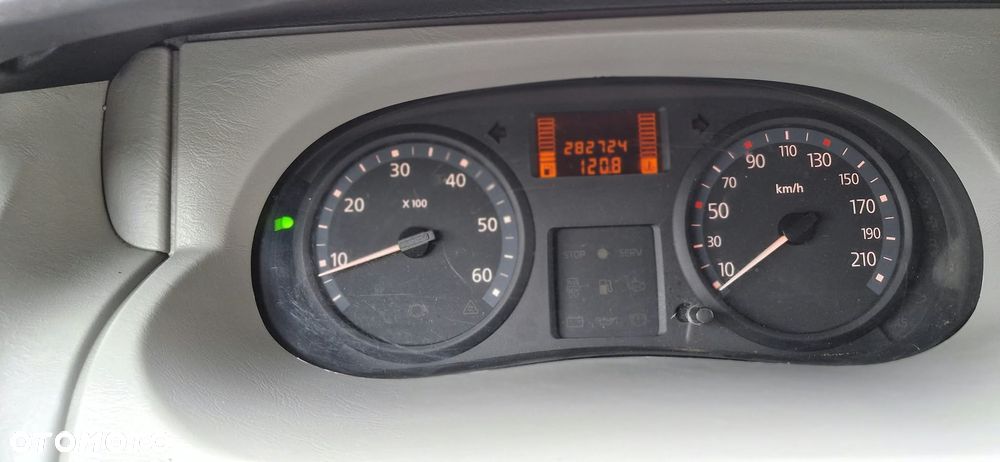 Renault Trafic - 13