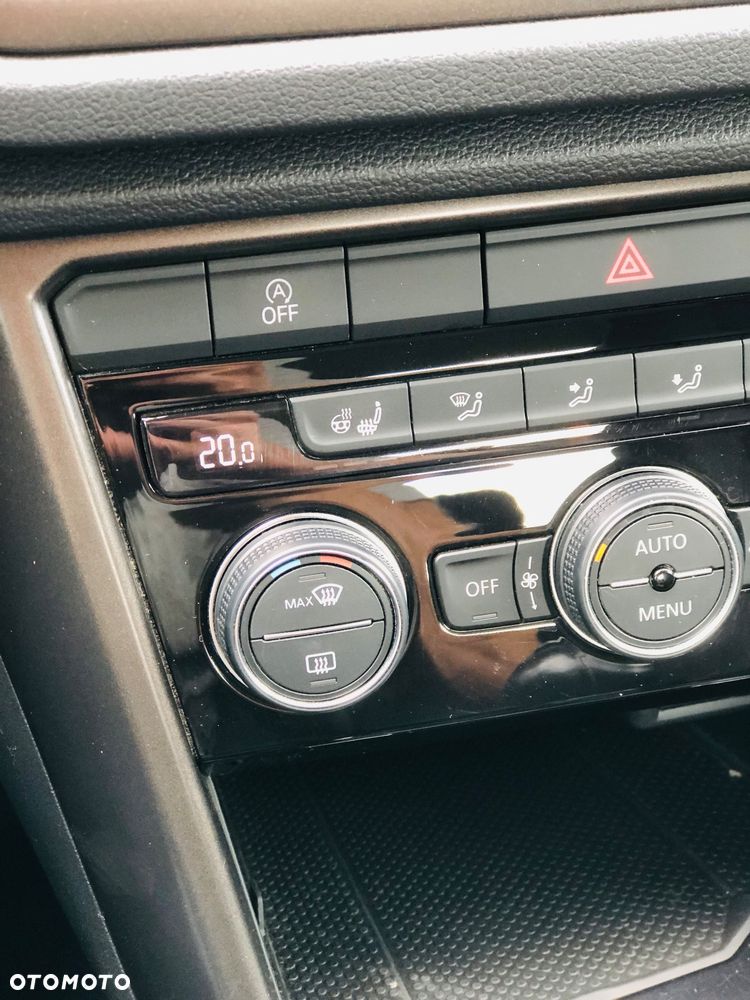 Volkswagen T-Roc 1.0 TSI Style - 30