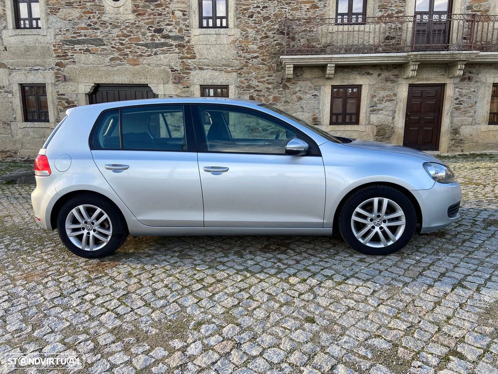VW Golf 2.0 TDi Confortline - 5