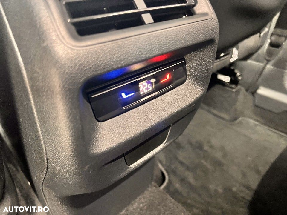 Volkswagen Tiguan - 9
