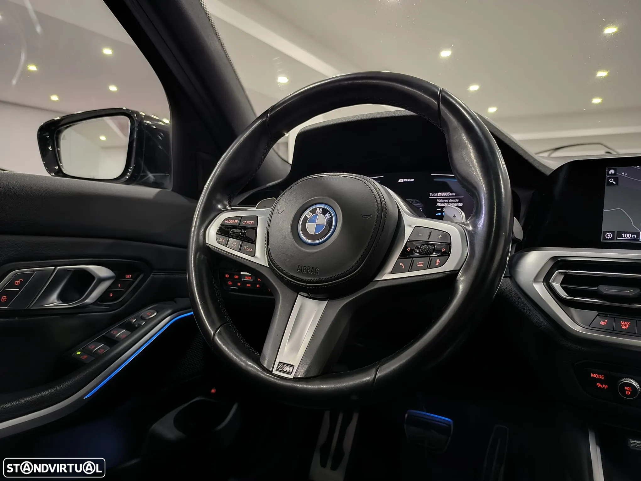 BMW 330 e Pack Desportivo M Auto - 43