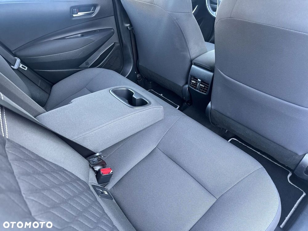 Toyota Corolla 1.8 Hybrid Comfort - 16