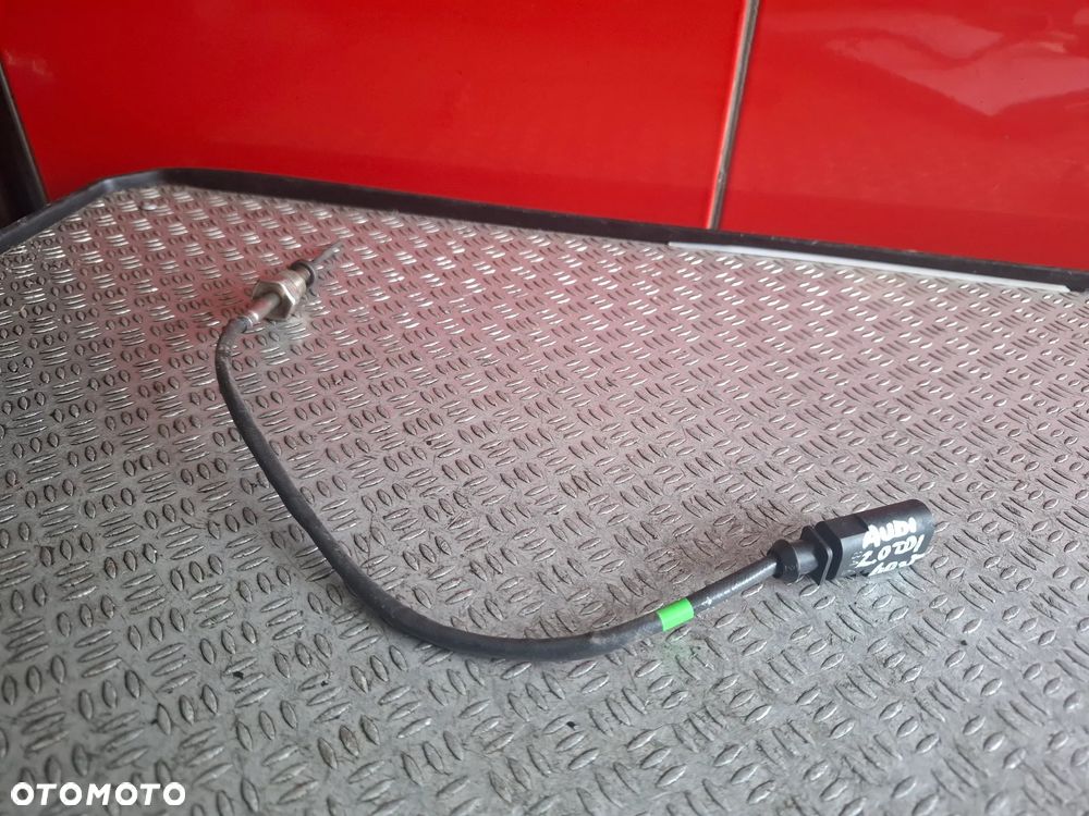 Czujnik temperatury spalin Audi 2,0TDI nr 03L906088FH - 1