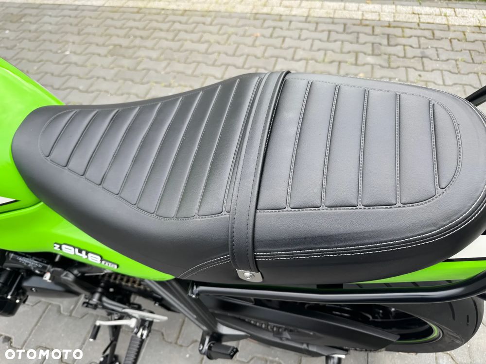 Kawasaki Z 900 RS - 24