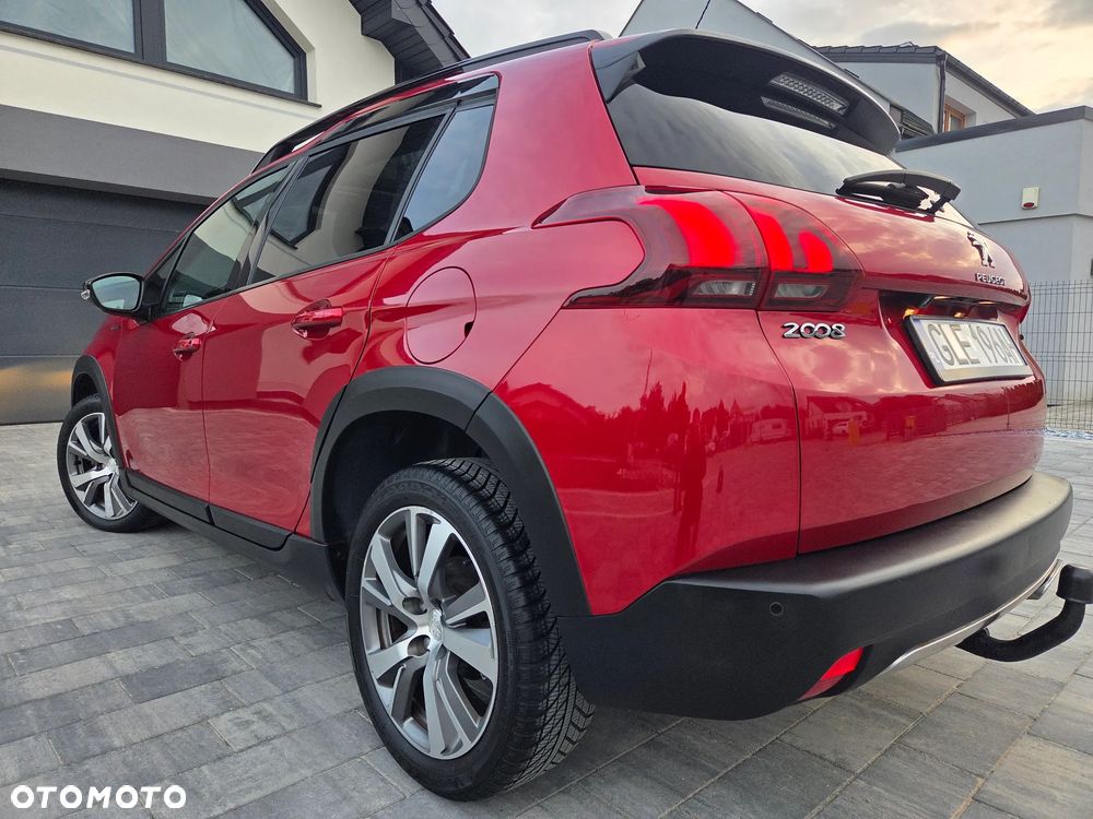 Peugeot 2008 BlueHDi 120 EAT6 Black Edition - 7