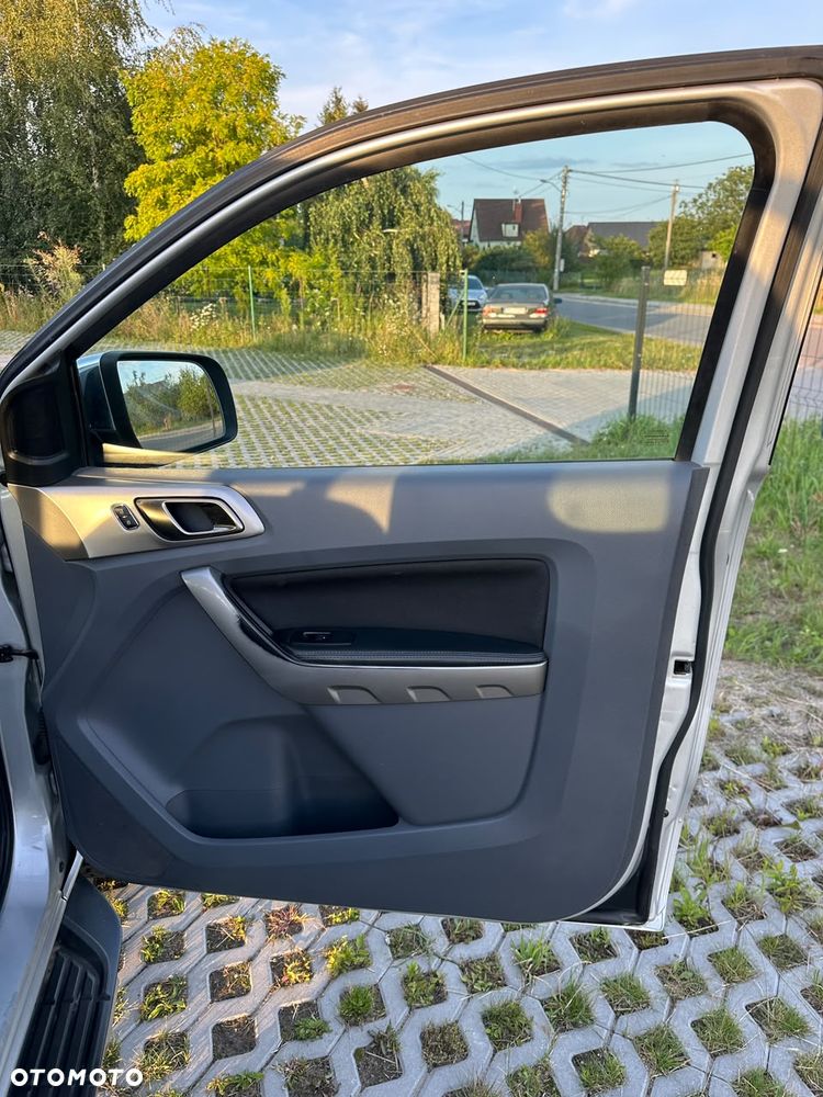 Ford Ranger XLT - 27