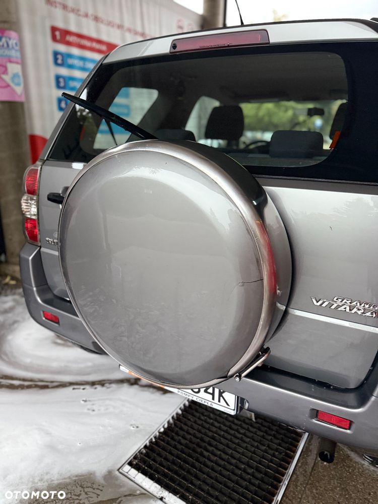 Suzuki Grand Vitara 1.6 - 7