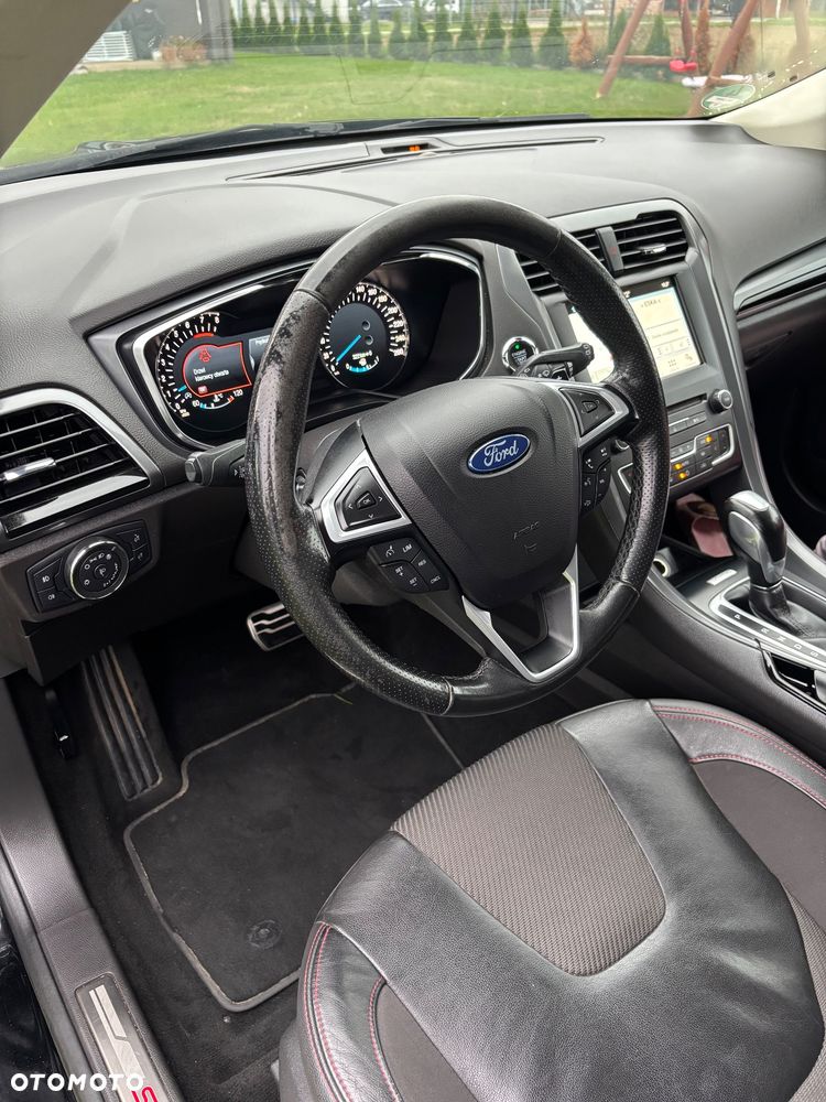 Ford Mondeo 2.0 EcoBoost STart-Stopp Autom ST-Line - 11
