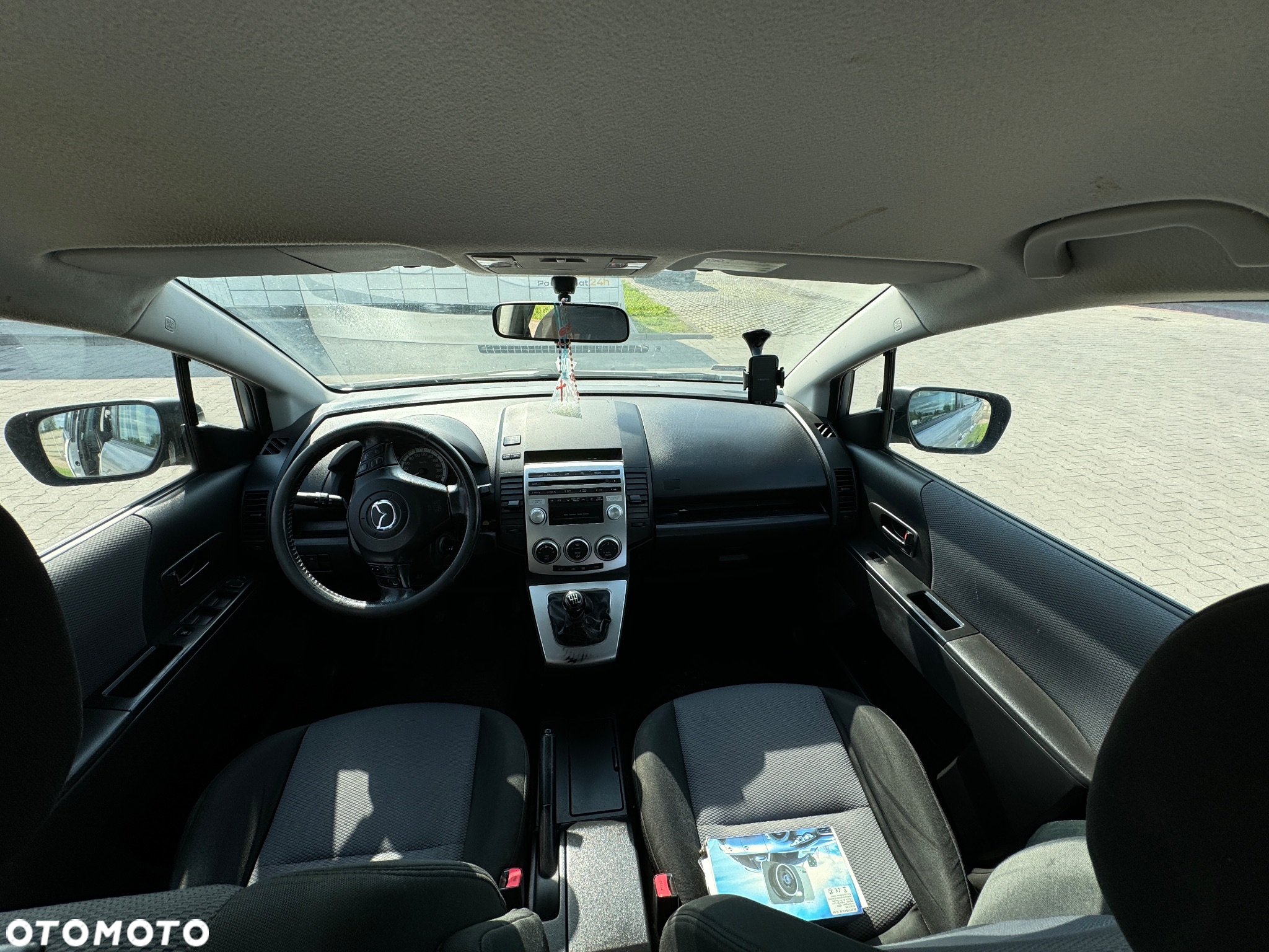 Mazda 5 - 12
