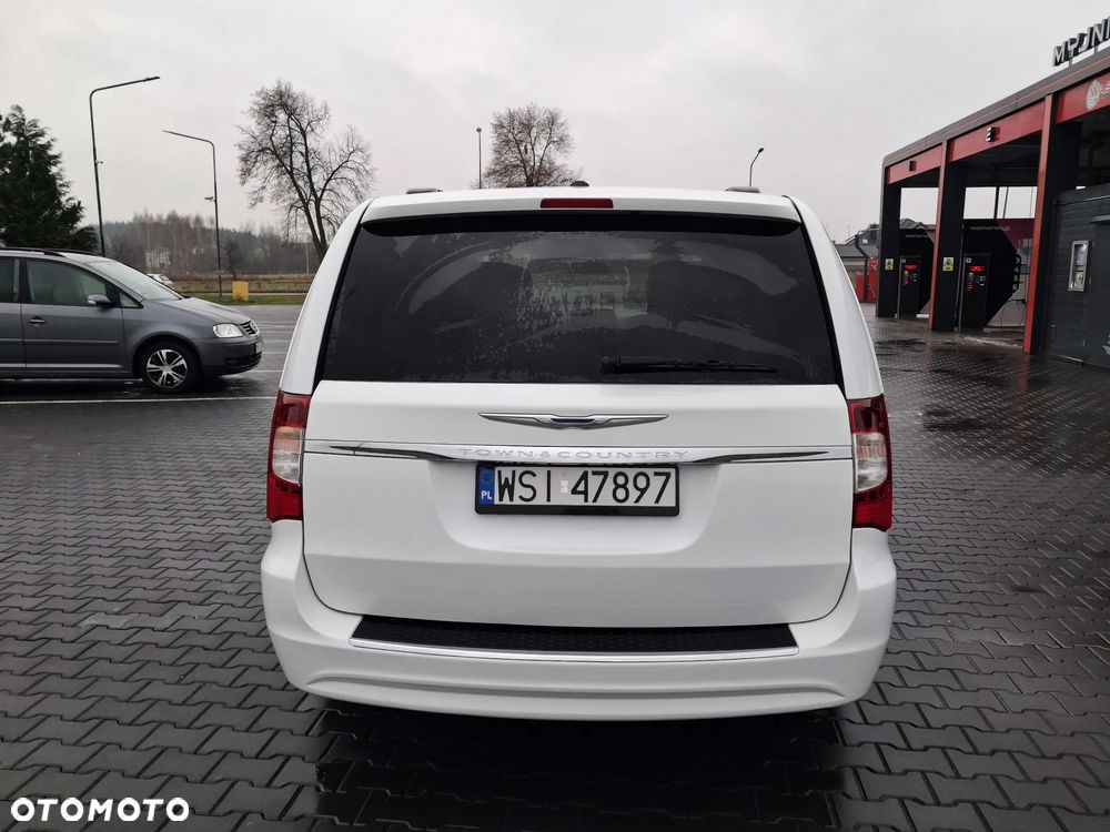 Chrysler Town & Country 3.6 Touring - 9