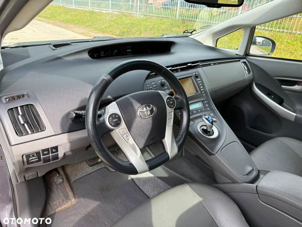 Toyota Prius - 26