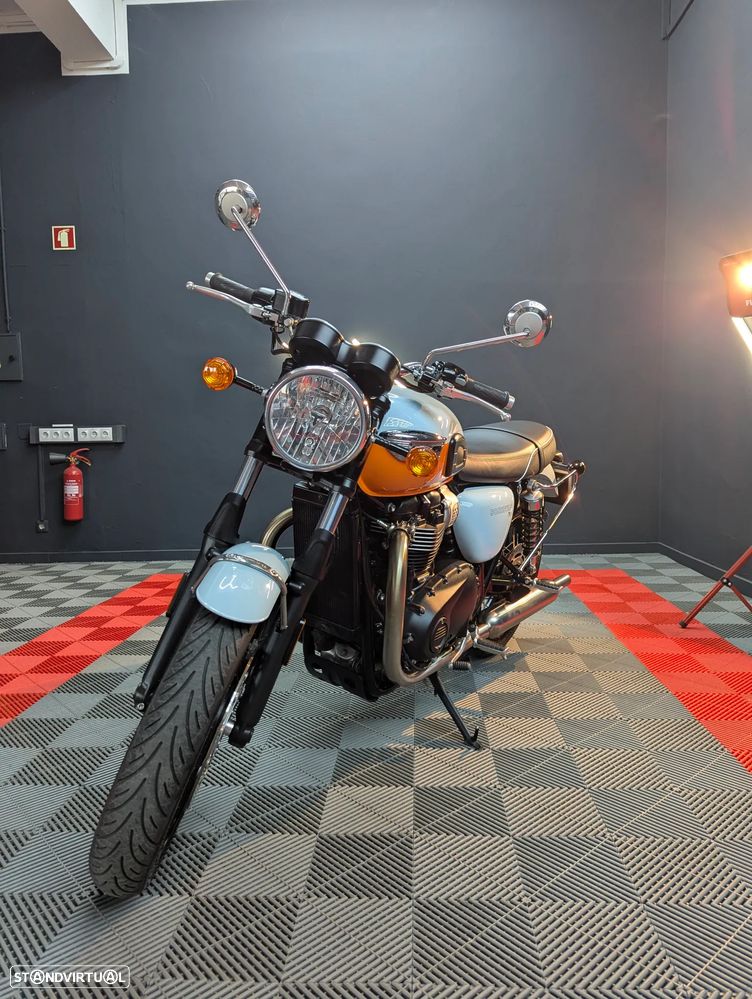 Triumph Bonneville T100 - 5
