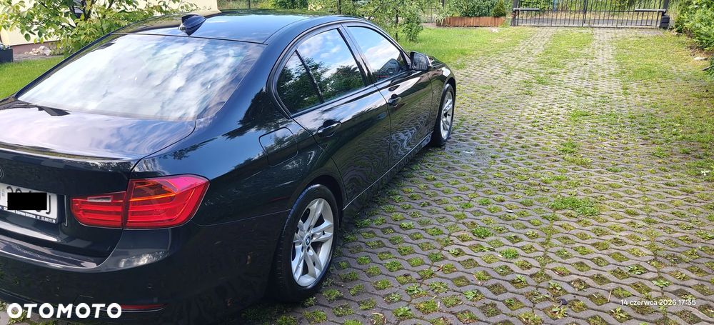 BMW Seria 3 320d Efficient Dynamics Sport Line - 3
