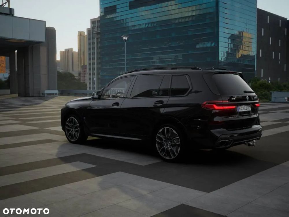 BMW X7 M60i xDrive mHEV sport - 2