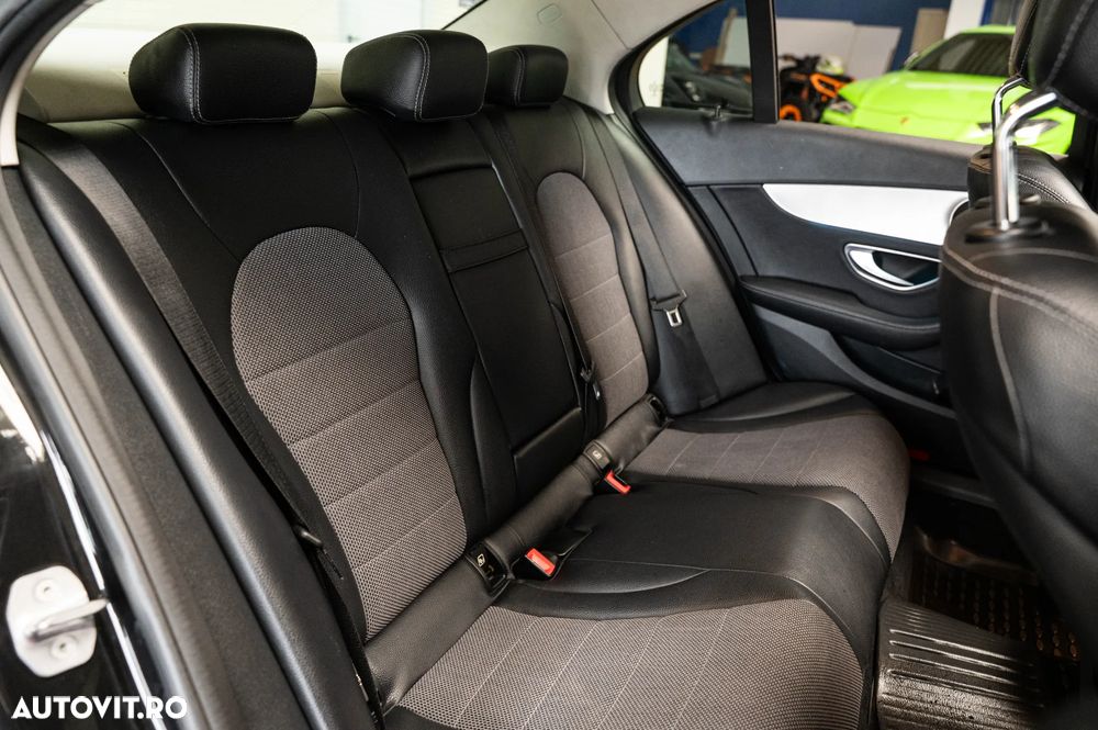 Mercedes-Benz C 250 d 9G-TRONIC Avantgarde - 31
