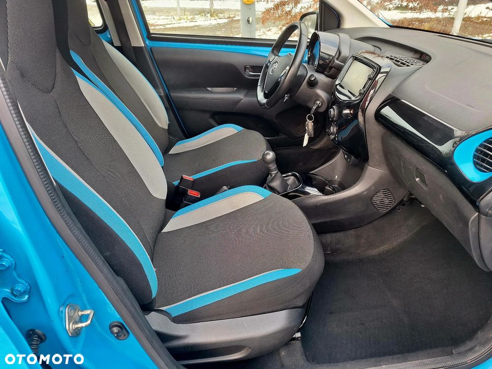 Toyota Aygo x-trend - 2