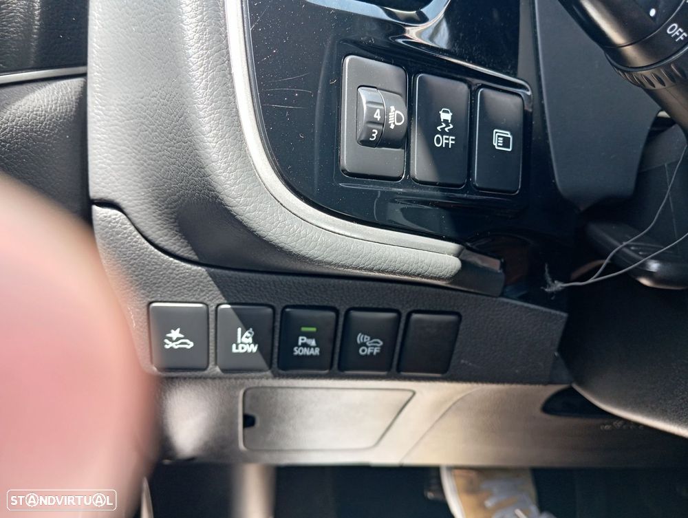 Mitsubishi Outlander 2.4 4WD Plug-In Hybrid Spirit+ - 16