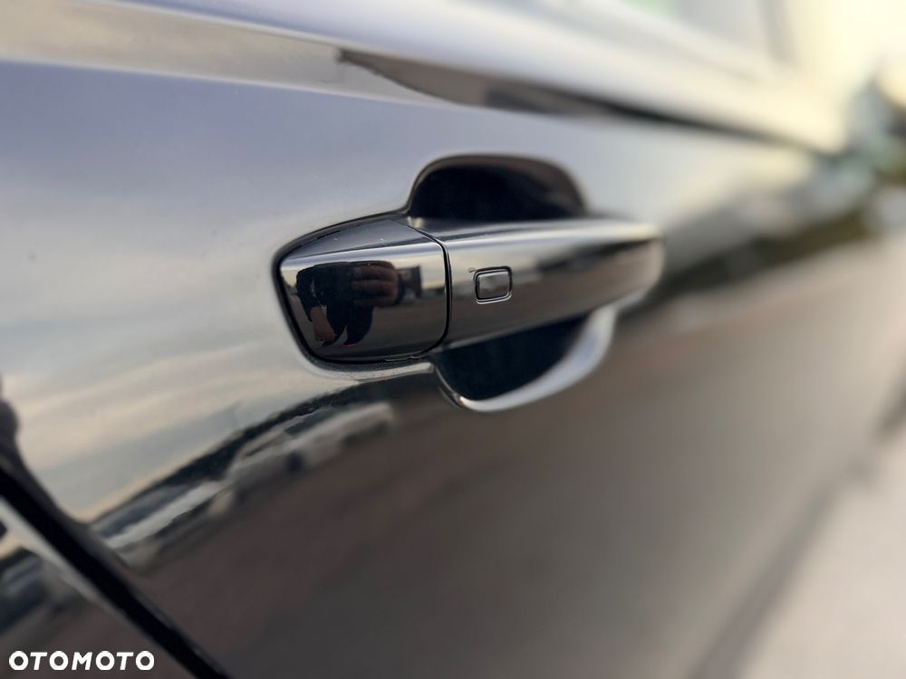 Audi A6 Avant 2.0 TDI ultra S tronic - 19