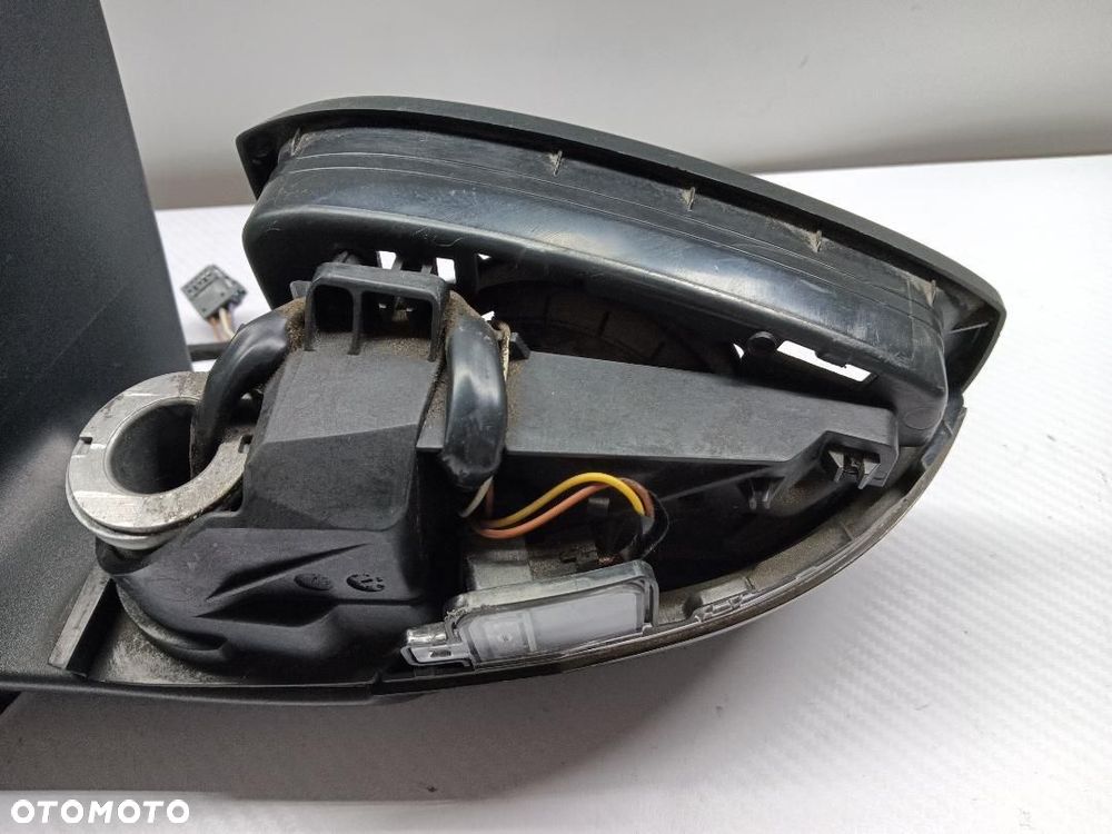 LUSTERKO LEWE 6 PIN VW POLO V 6R 6R1857501 - 9