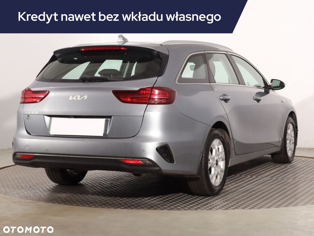 Kia Ceed - 7
