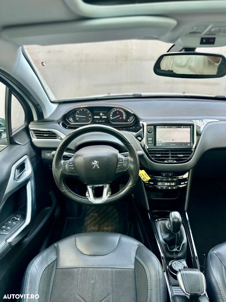 Peugeot 2008 - 15