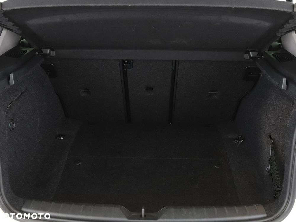 BMW Seria 1 118d Edition Metropolitan - 21