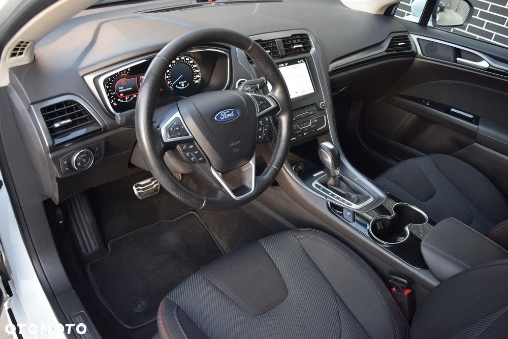 Ford Mondeo 2.0 EcoBlue ST-Line - 12