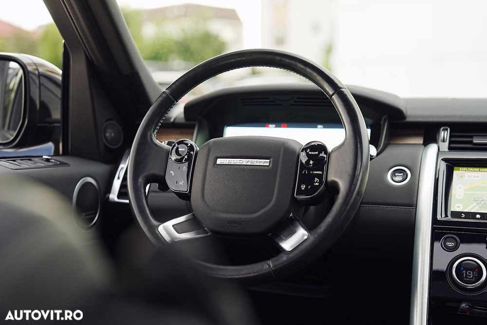 Land Rover Discovery 3.0 L SD6 HSE Luxury - 38