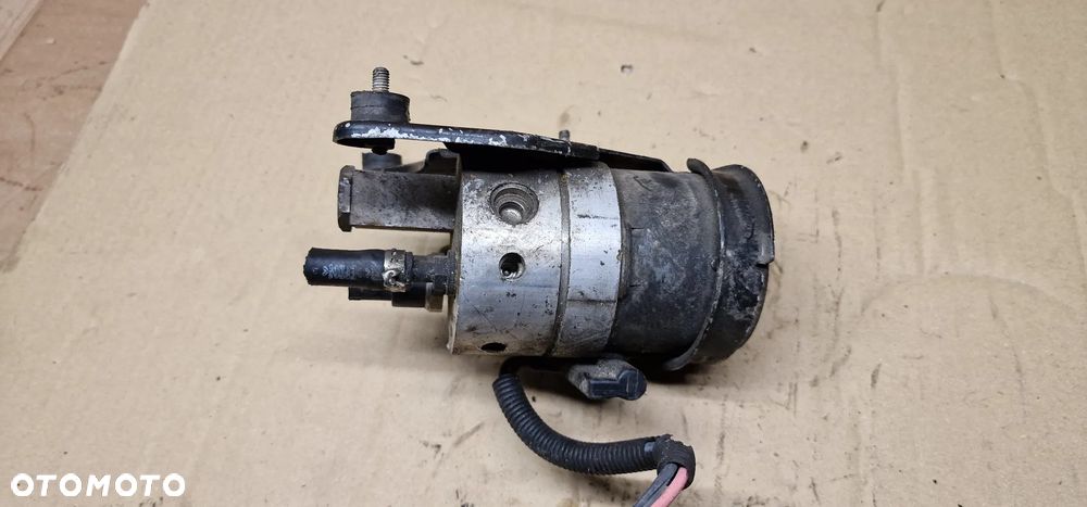 Pompa doładowująca doładowania ABS ESP VW Passat B5 8E0614175F - 5