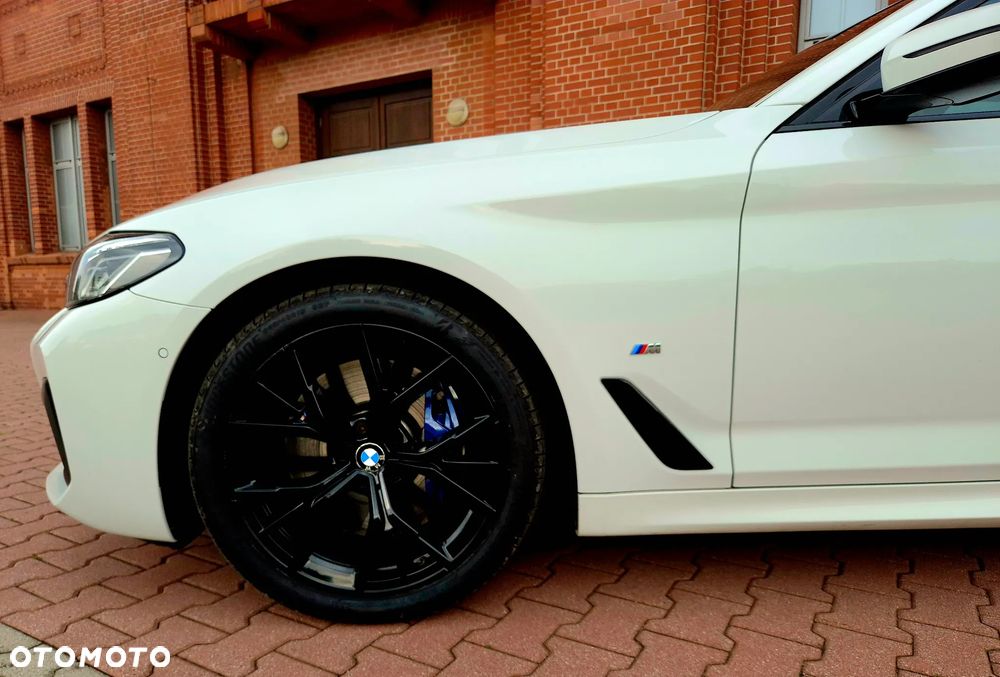 BMW Seria 5 540i xDrive mHEV M Sport sport - 8