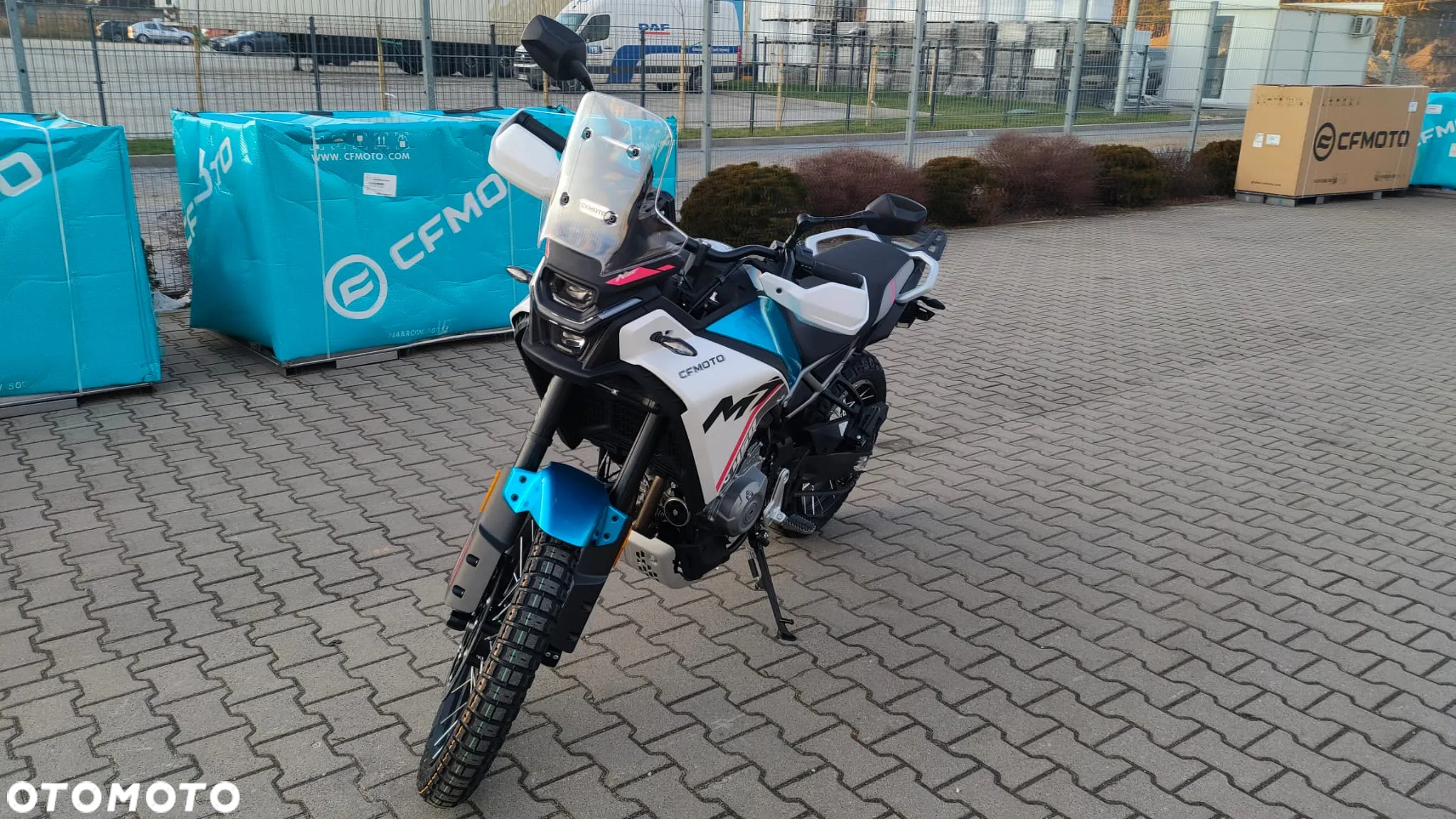 CFMoto MT - 27