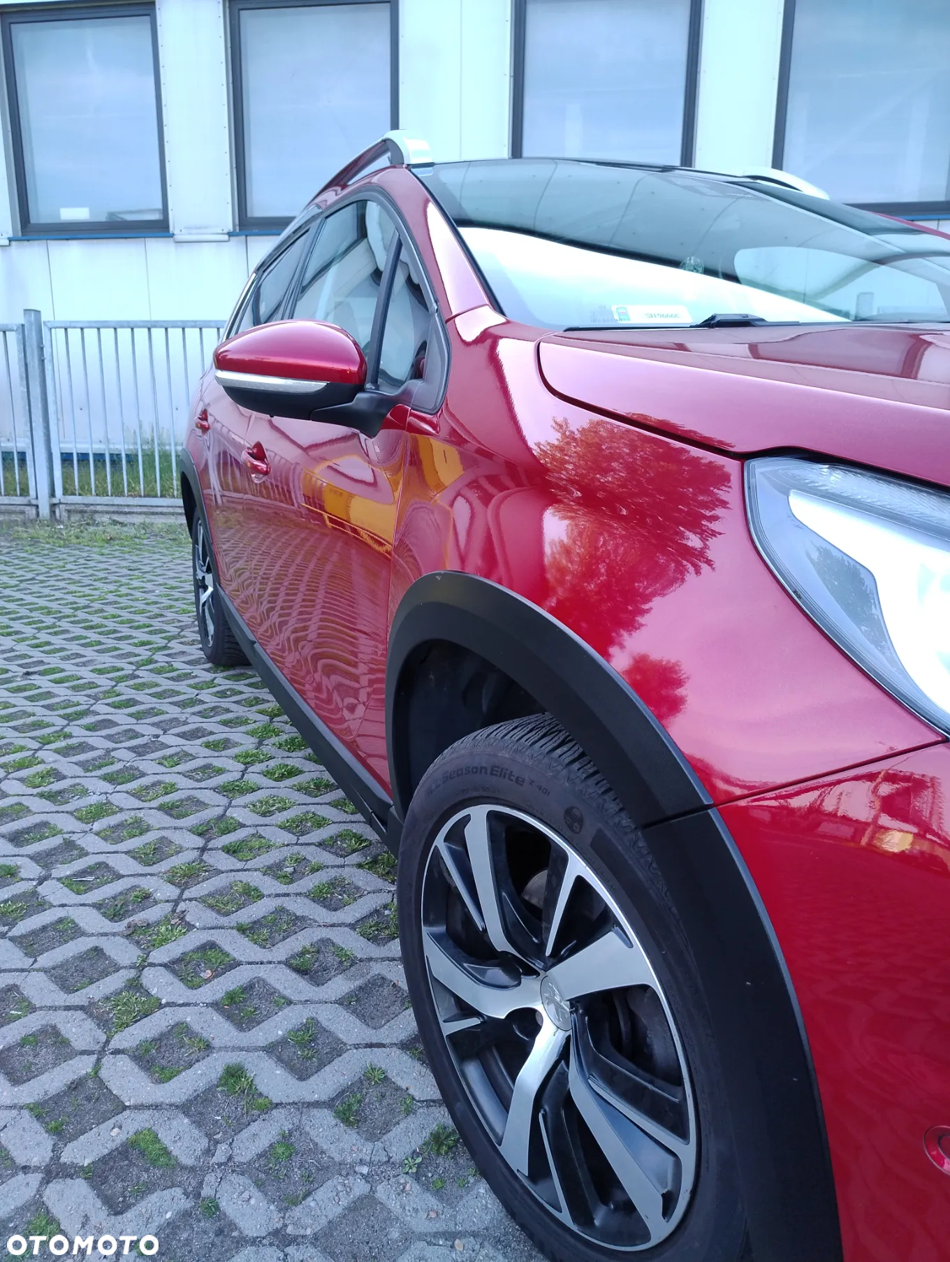 Peugeot 2008 1.2 Pure Tech GPF Allure S&S - 15