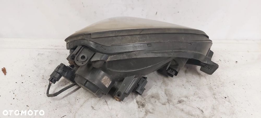 .  PRZOD PRZEDNIA LAMPA LEWA HYUNDAI TUCSON 1 - 3