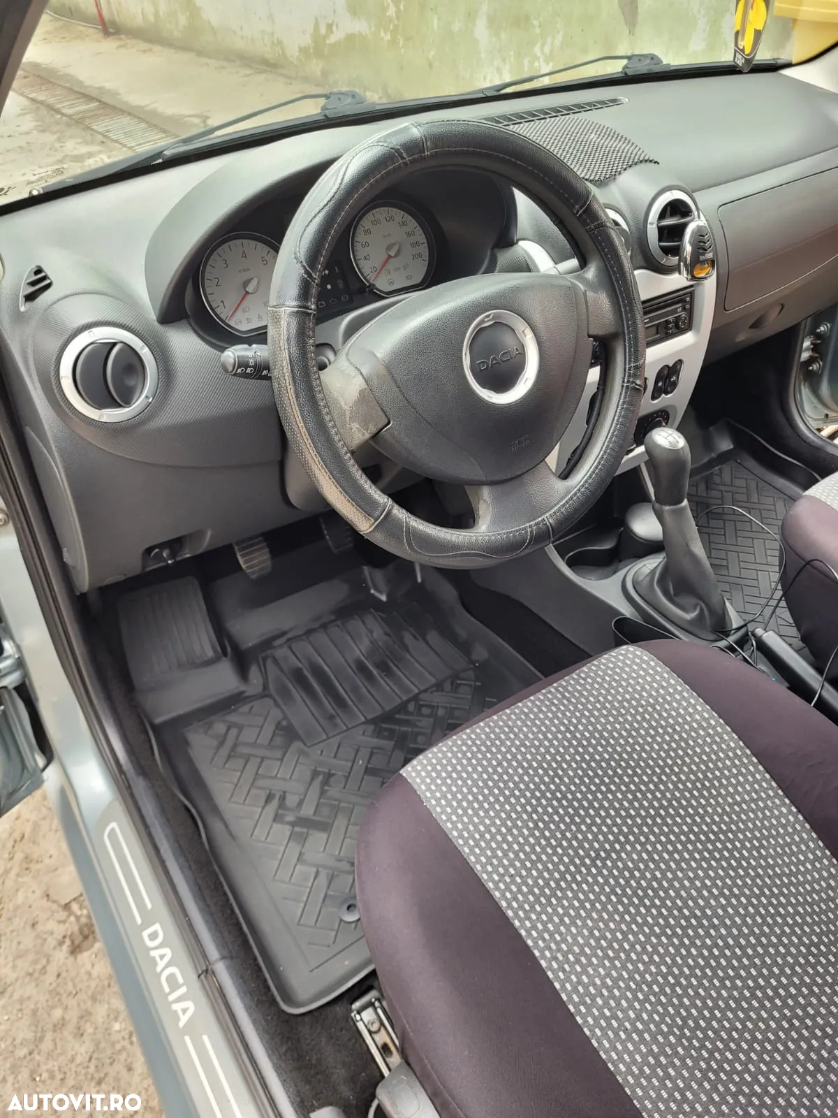 Dacia Logan - 15