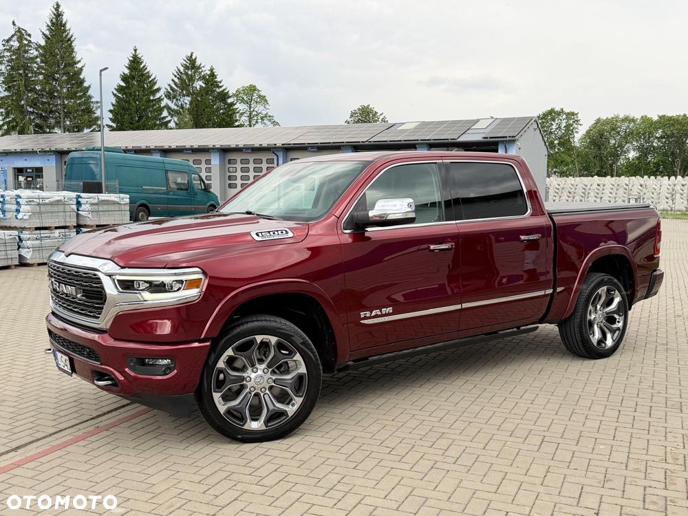 RAM 1500 5.7 eTorque Crew Cab Shortbed Limited Chrome - 1