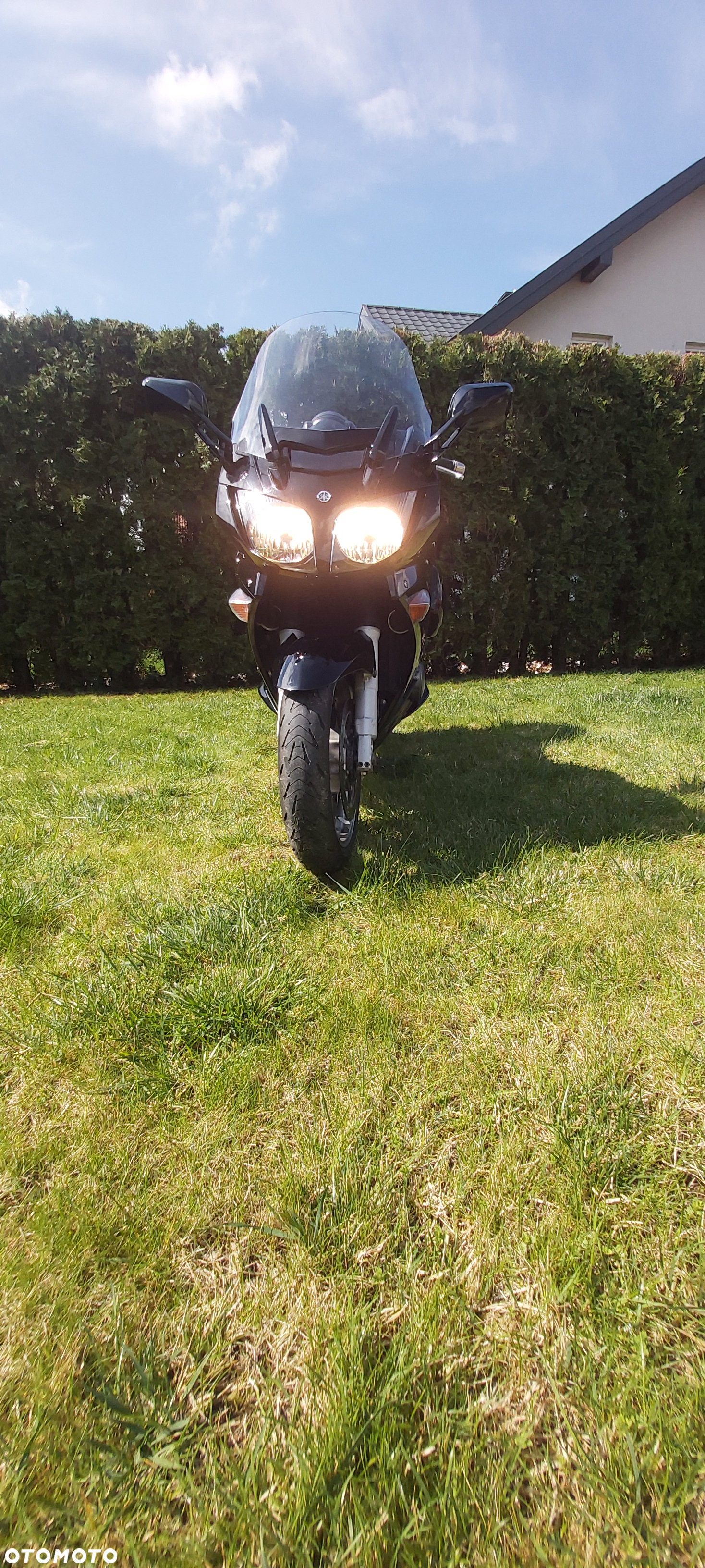 Yamaha FJR - 9