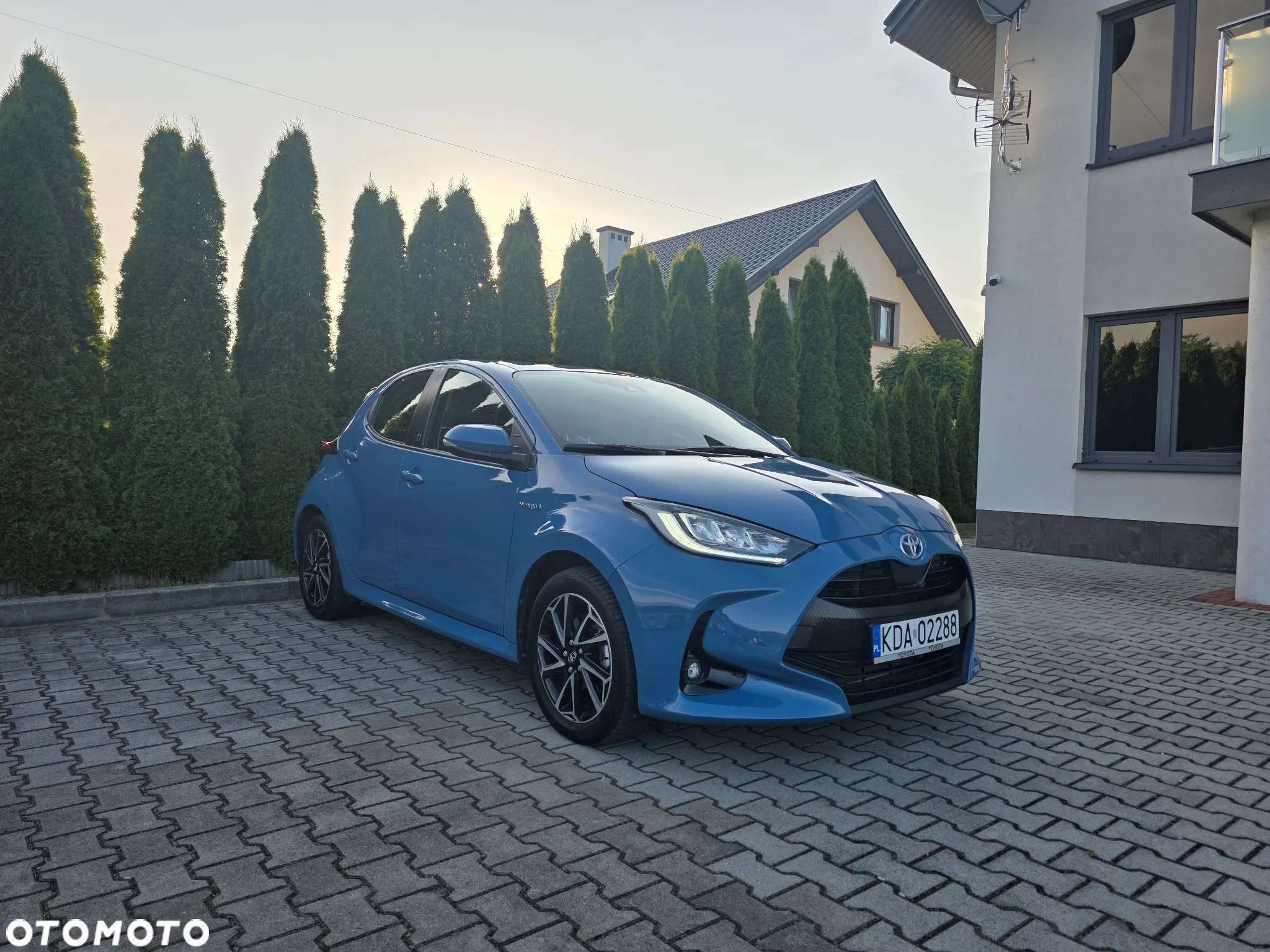 Toyota Yaris Hybrid 1.5 VVT-i Team Deutschland - 21