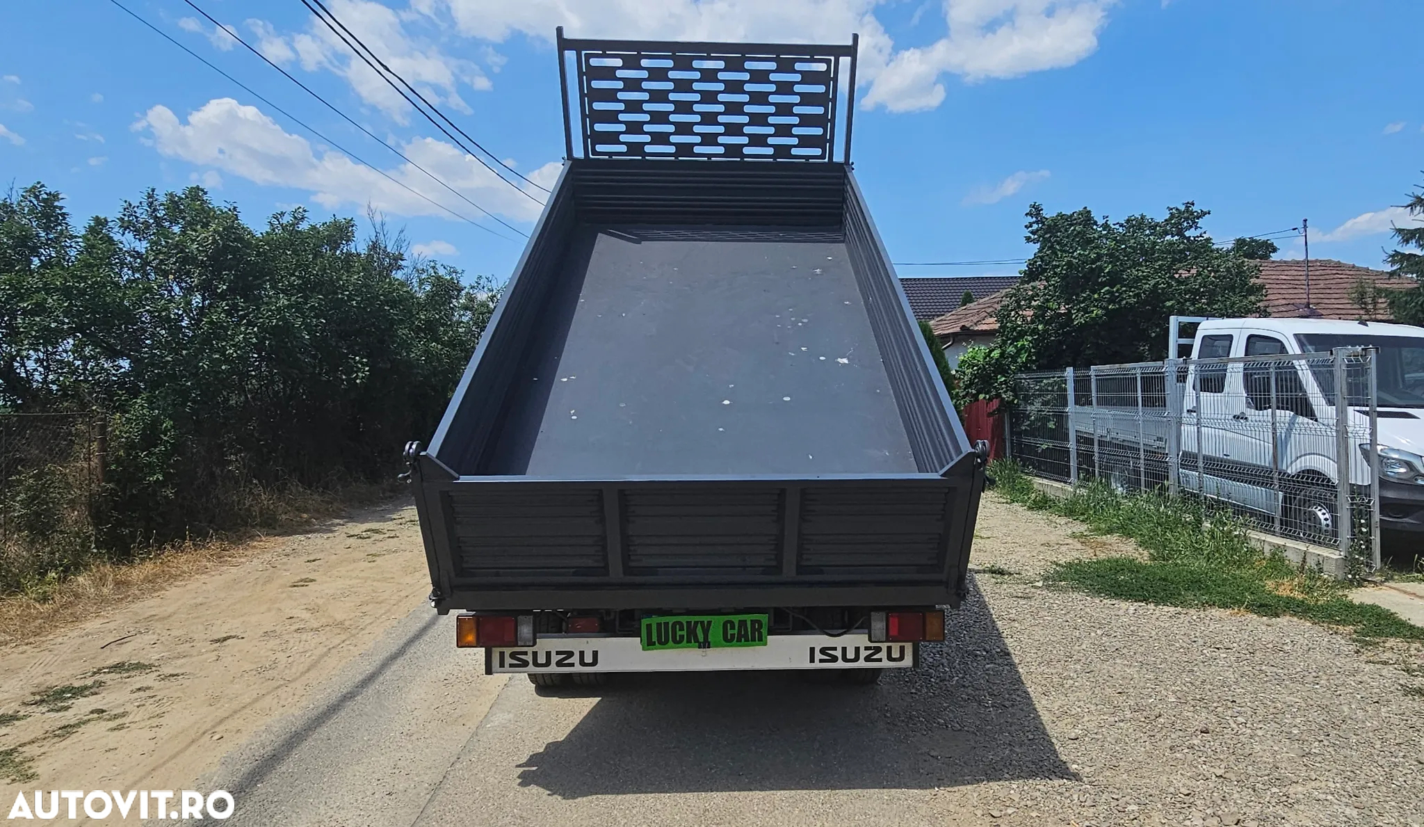 Isuzu Basculabila - 5