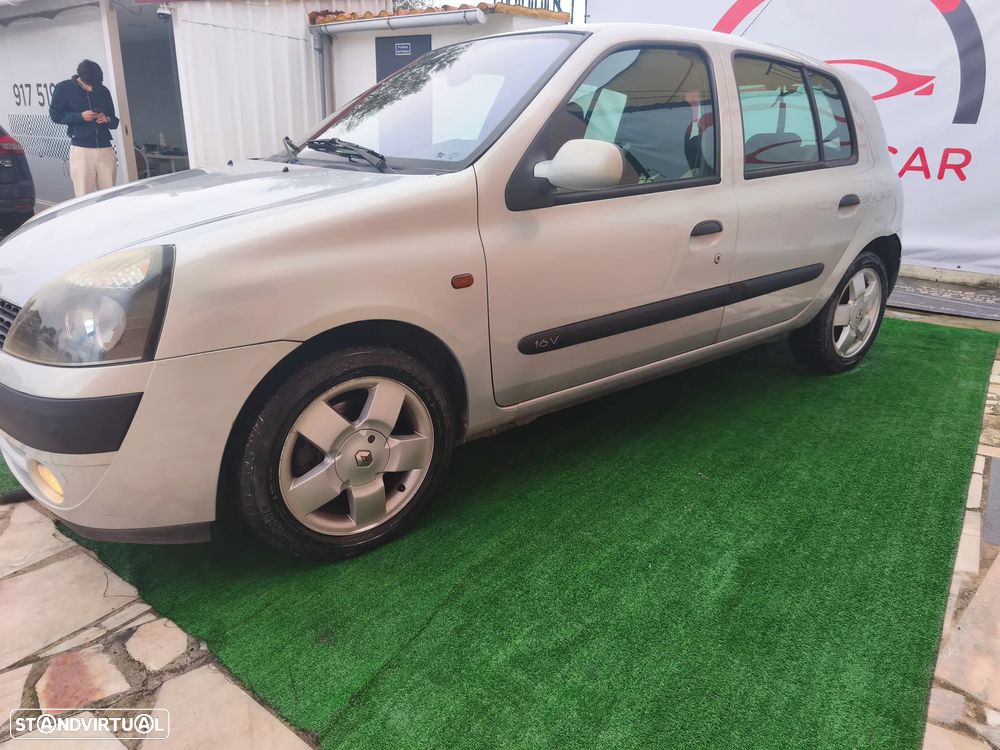 Renault Clio 1.2 16V Extreme - 6