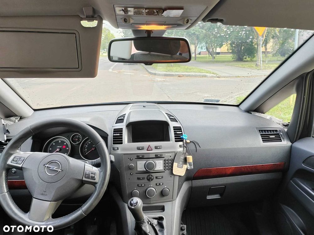 Opel Zafira - 5