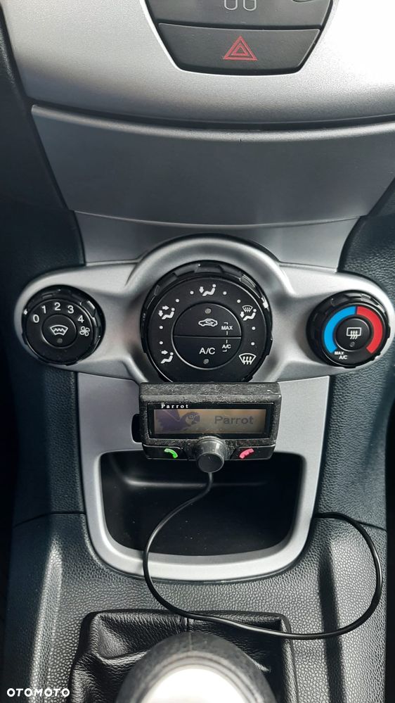 Ford Fiesta 1.4 Trend EU5 - 24