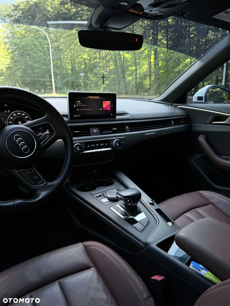 Audi A4 Limousine - 36