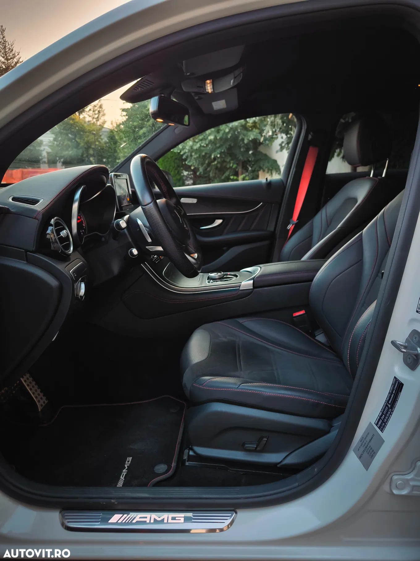Mercedes-Benz GLC Coupe AMG 43 4Matic 9G-TRONIC - 25
