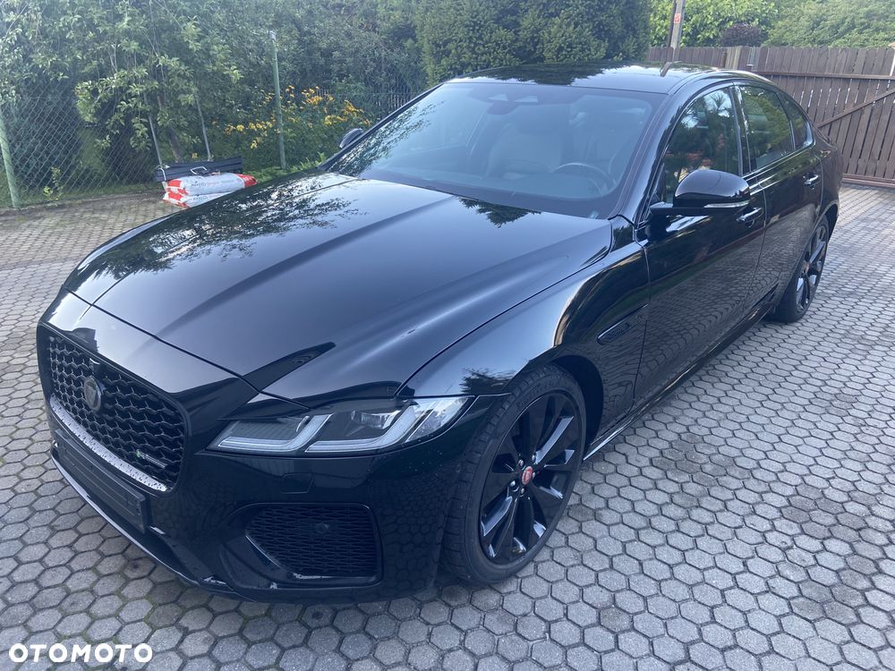 Jaguar XF D200 R-Dynamic HSE - 4