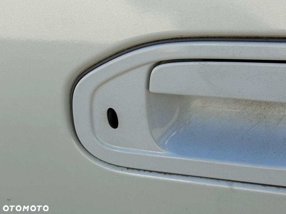 Nissan NV200 Evalia (mit Batterie) Tekna - 33