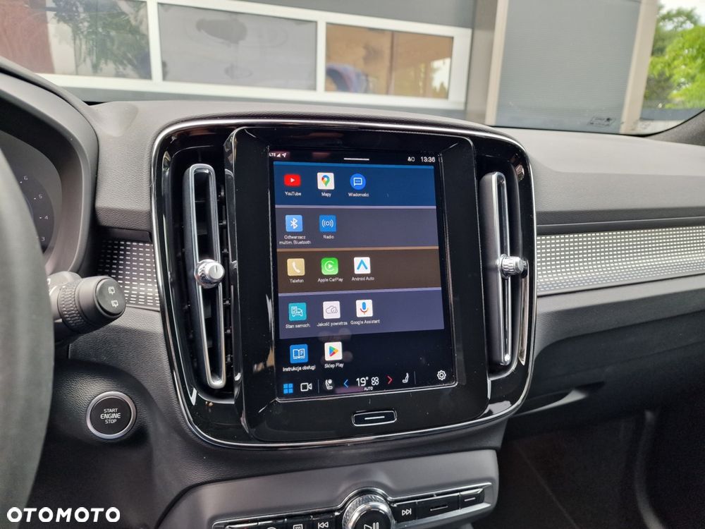 Volvo XC 40 - 38