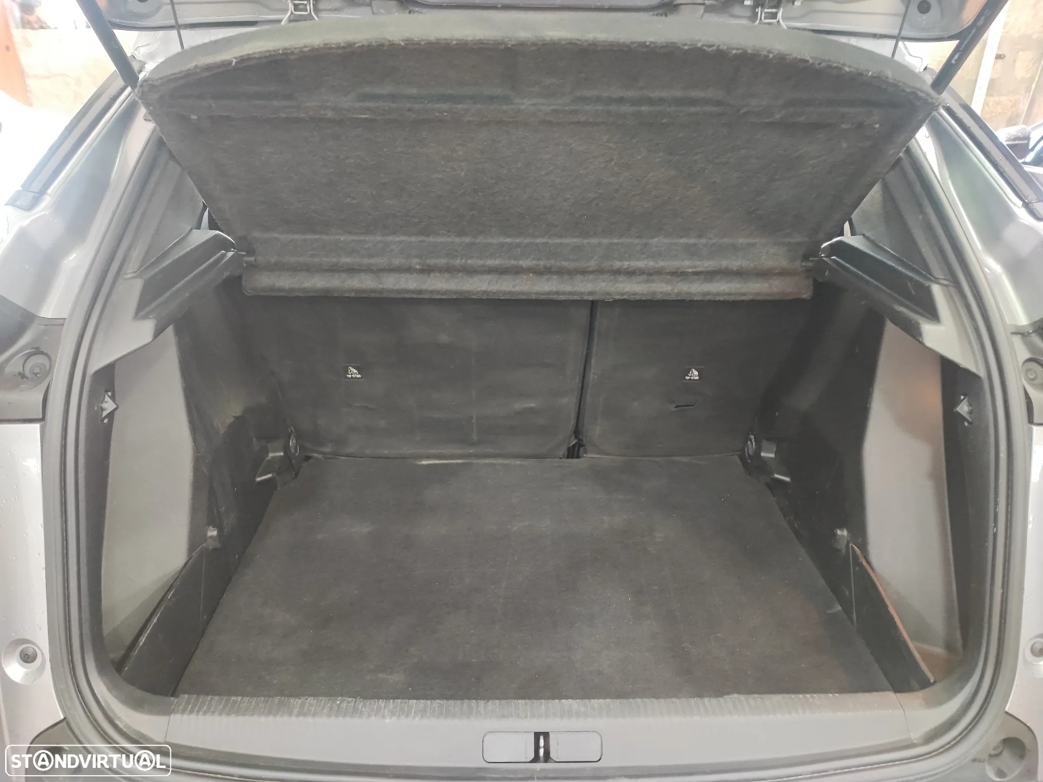 Peugeot 2008 BlueHDi 110 Active - 13