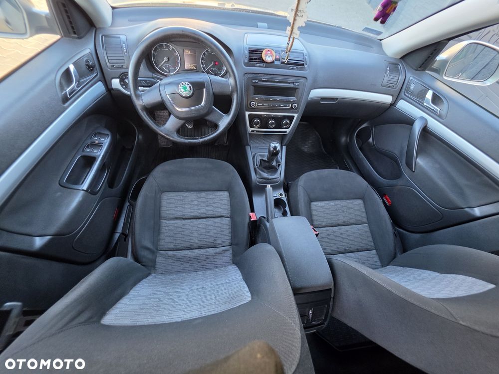 Skoda Octavia - 7